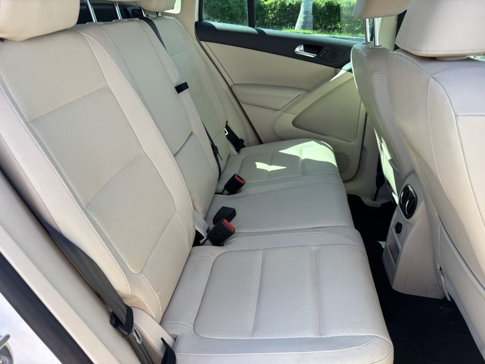 Used 2014 Volkswagen Tiguan SE FWD image 21