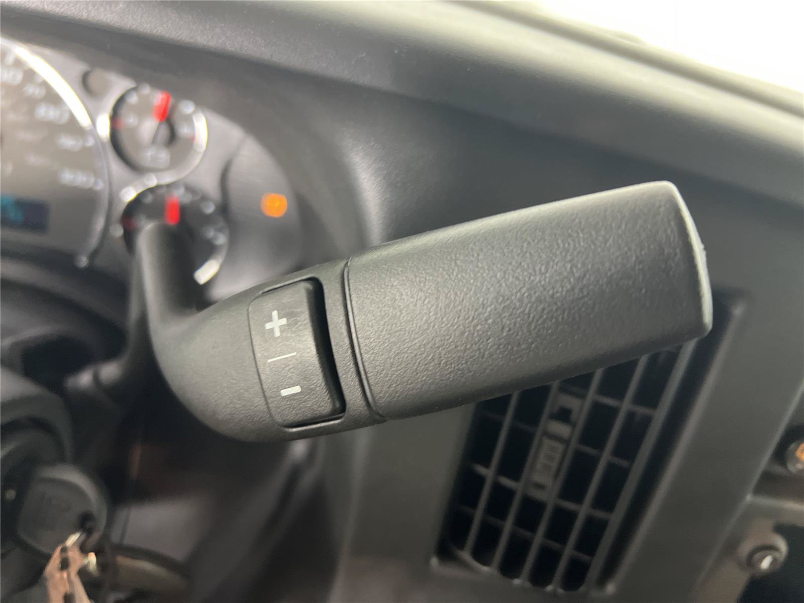 New 2025 GMC Savana 2500 w/ Driver Convenience Package RWD image 23