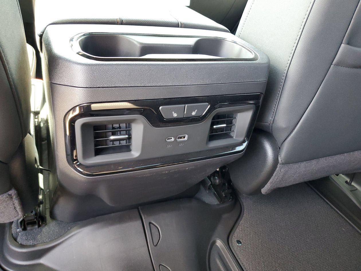 New 2026 GMC Sierra 1500 AT4 w/ AT4 Premium Package AWD/4WD image 17