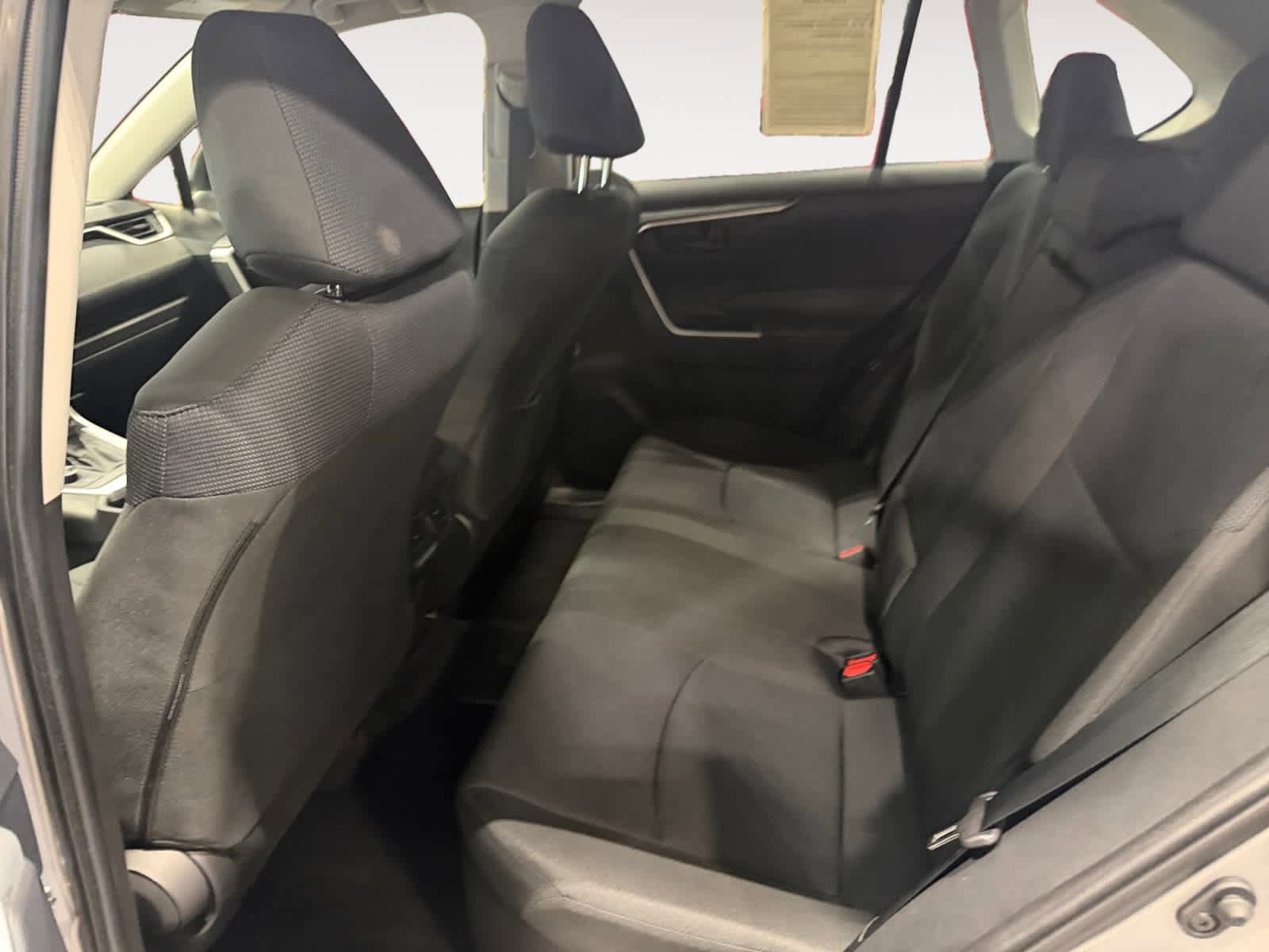 Used 2025 Toyota RAV4 LE AWD/4WD image 14
