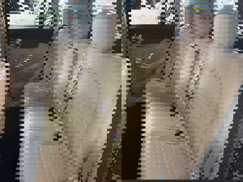 Used 2019 Mercedes-Benz GLC 350e 4MATIC image 12