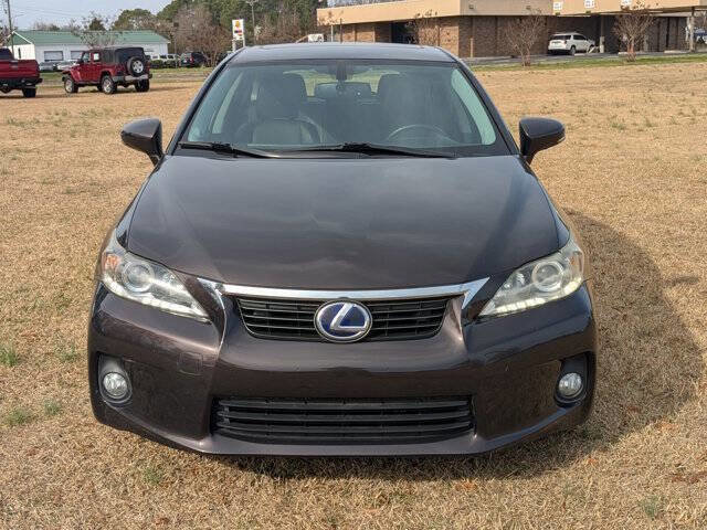Used 2013 Lexus CT 200h w/ Premium Pkg w/Backup Camera FWD image 8