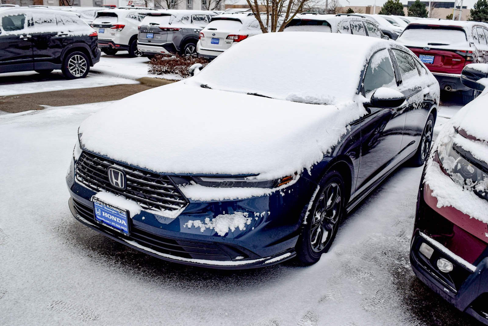 Certified 2025 Honda Accord SE image 1