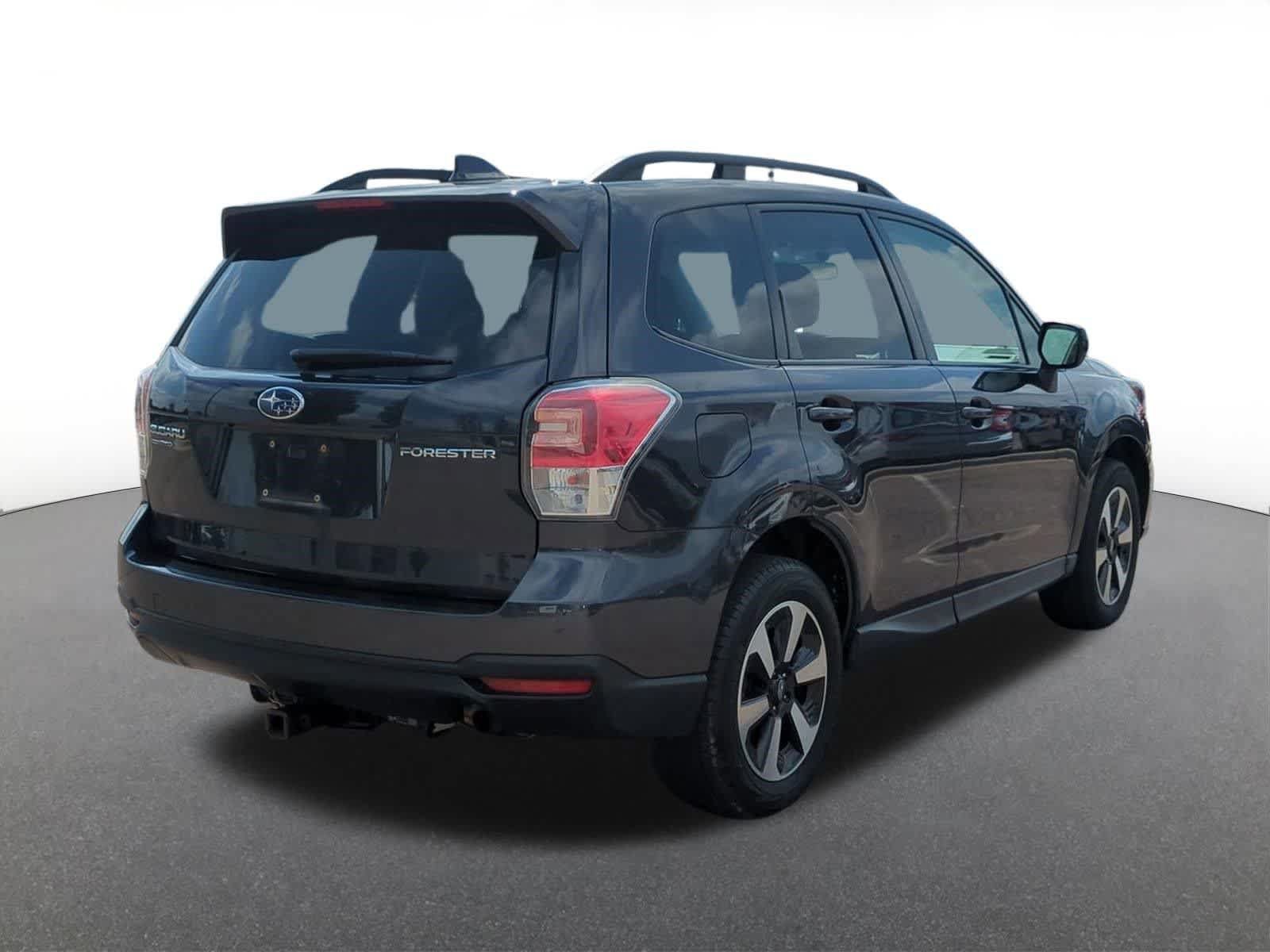 Used 2018 Subaru Forester 2.5i Premium AWD/4WD image 6