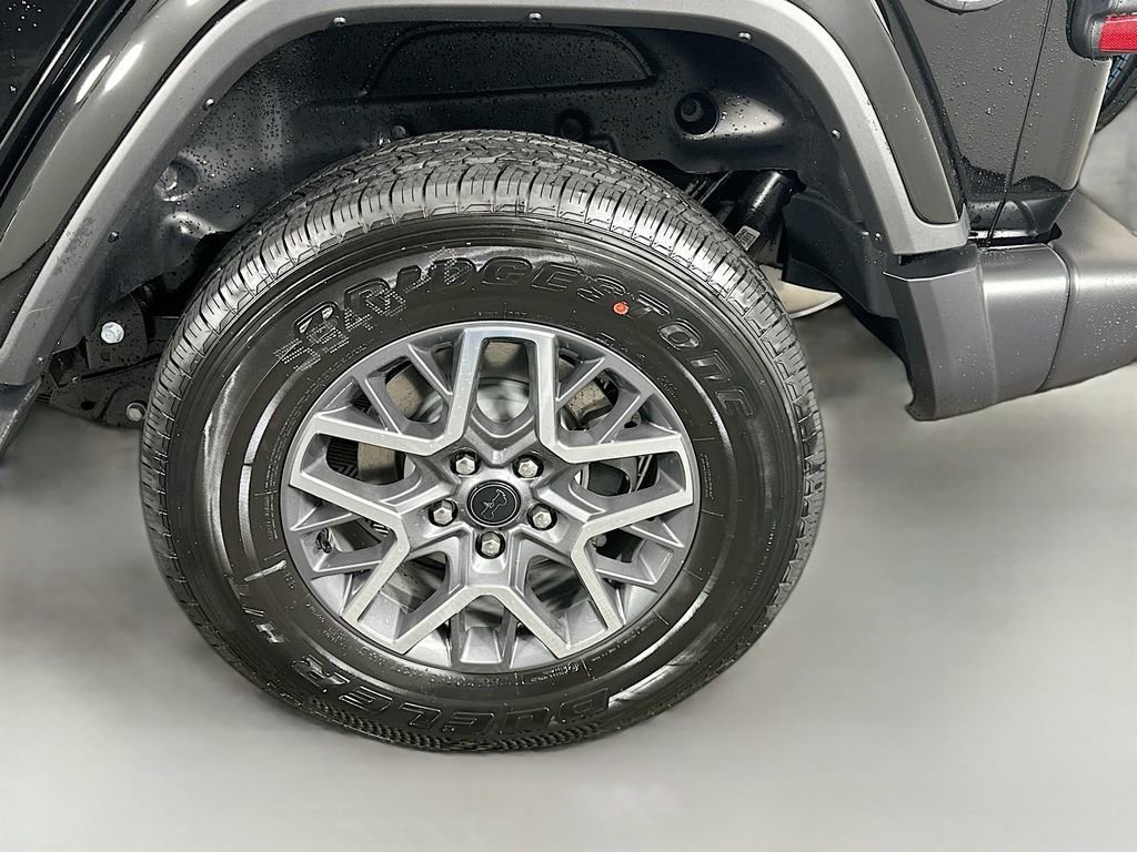 New 2025 Jeep Wrangler Sahara image 17