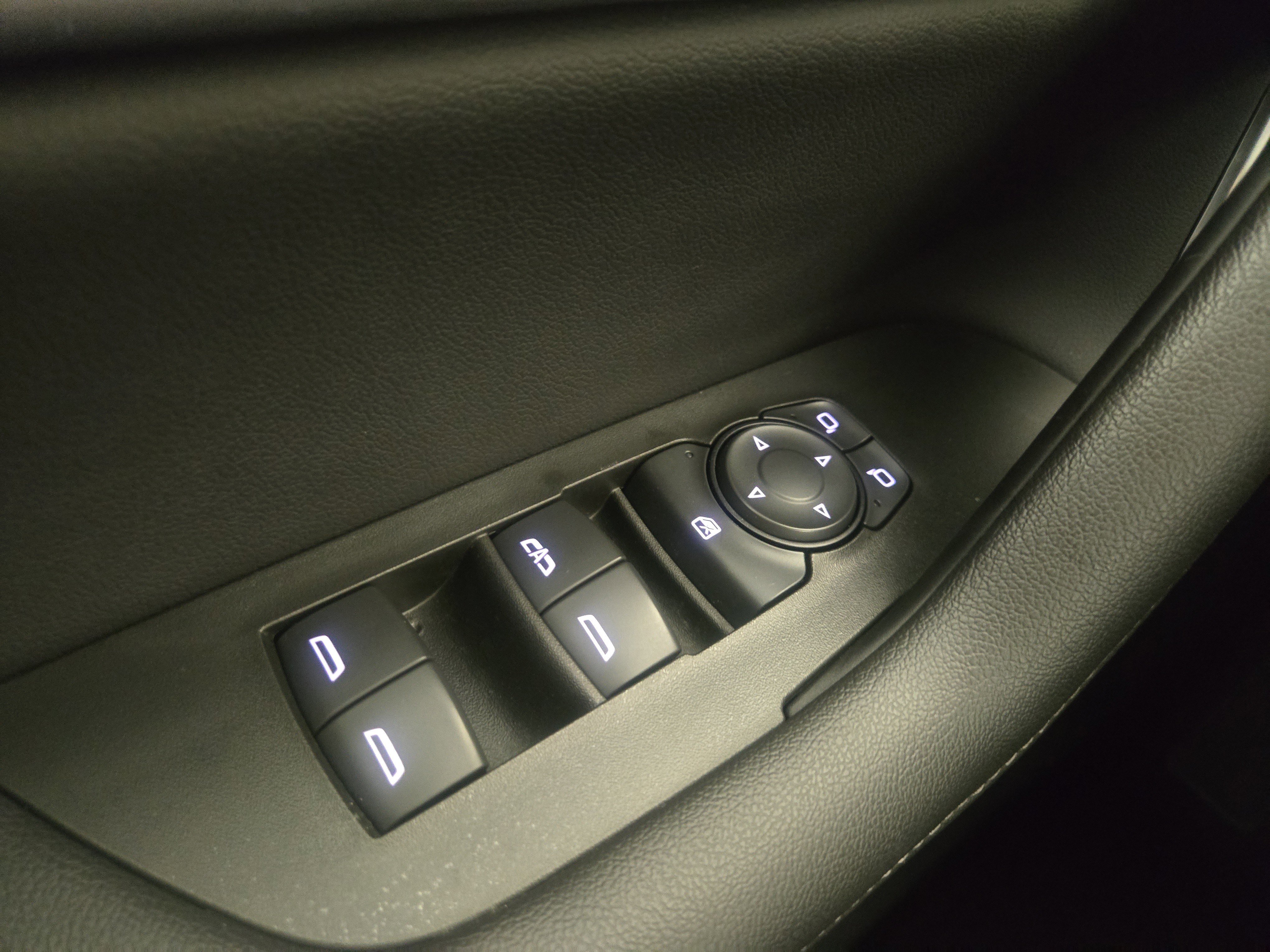 Used 2021 Chevrolet Blazer LT image 30