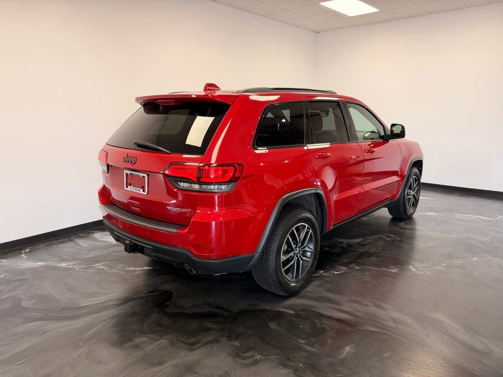 Used 2018 Jeep Grand Cherokee Trailhawk AWD/4WD image 22