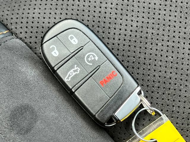 Used 2017 Dodge Charger R/T RWD image 30