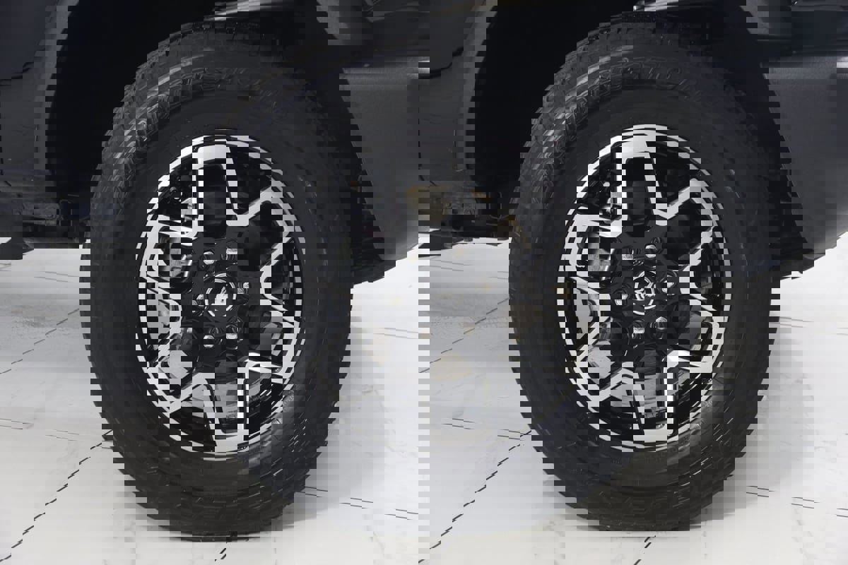 Used 2022 Ford Bronco 4-Door image 13