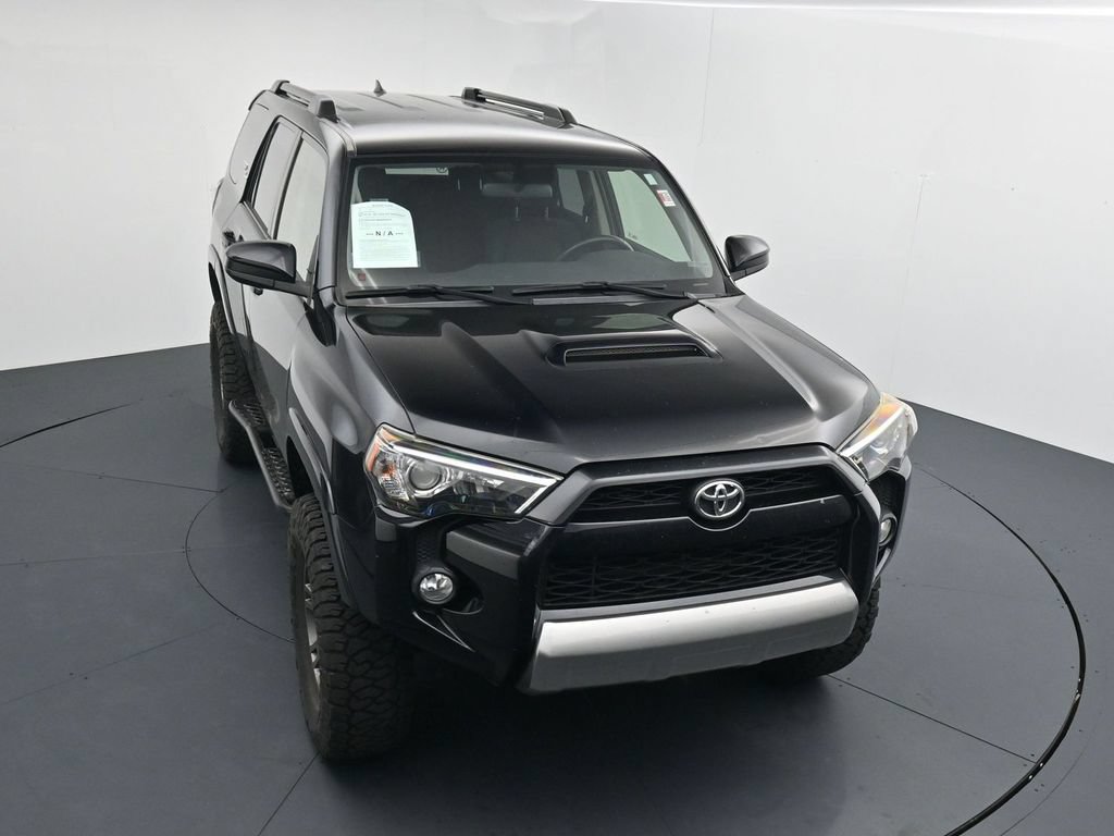 Used 2019 Toyota 4Runner TRD Off-Road AWD/4WD image 10