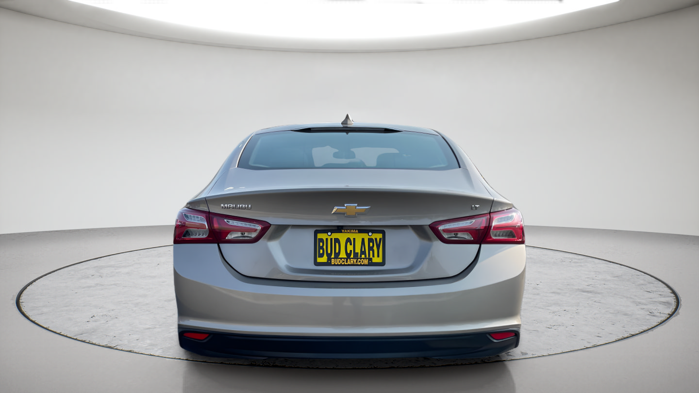 Used 2022 Chevrolet Malibu LT FWD image 4