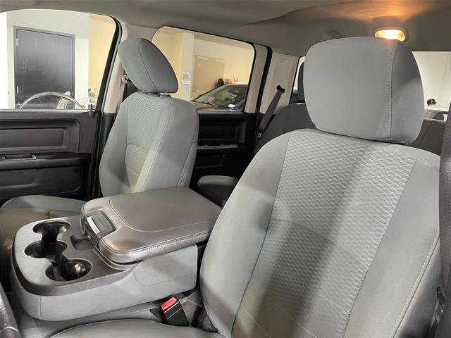 Used 2019 RAM 1500 Express w/ Express Value Package AWD/4WD image 17