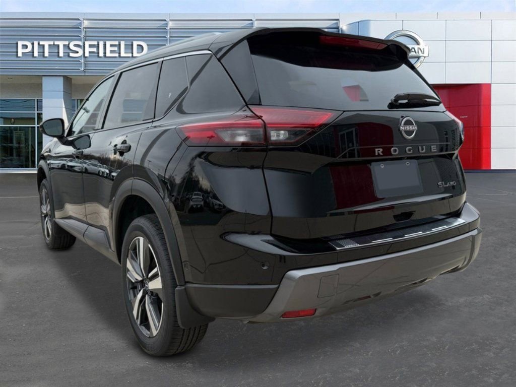 New 2025 Nissan Rogue SL w/ Tech Package image 5