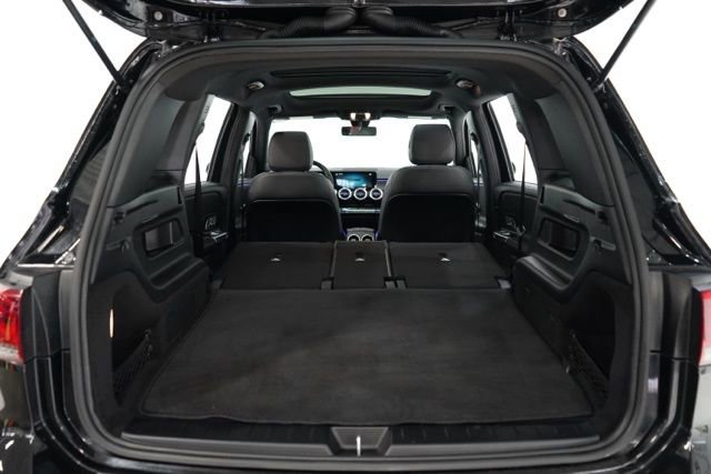 Used 2022 Mercedes-Benz GLB 250 4MATIC image 38