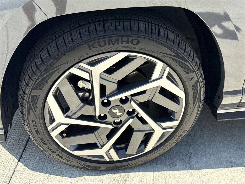 Used 2024 Hyundai Kona N Line image 32