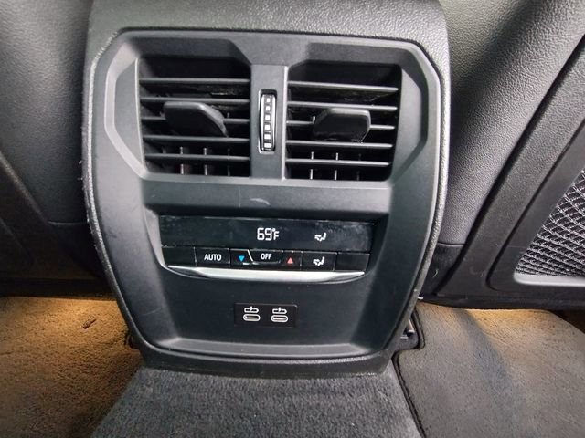 Used 2021 BMW 330i Sedan w/ Driving Assistance Package image 69