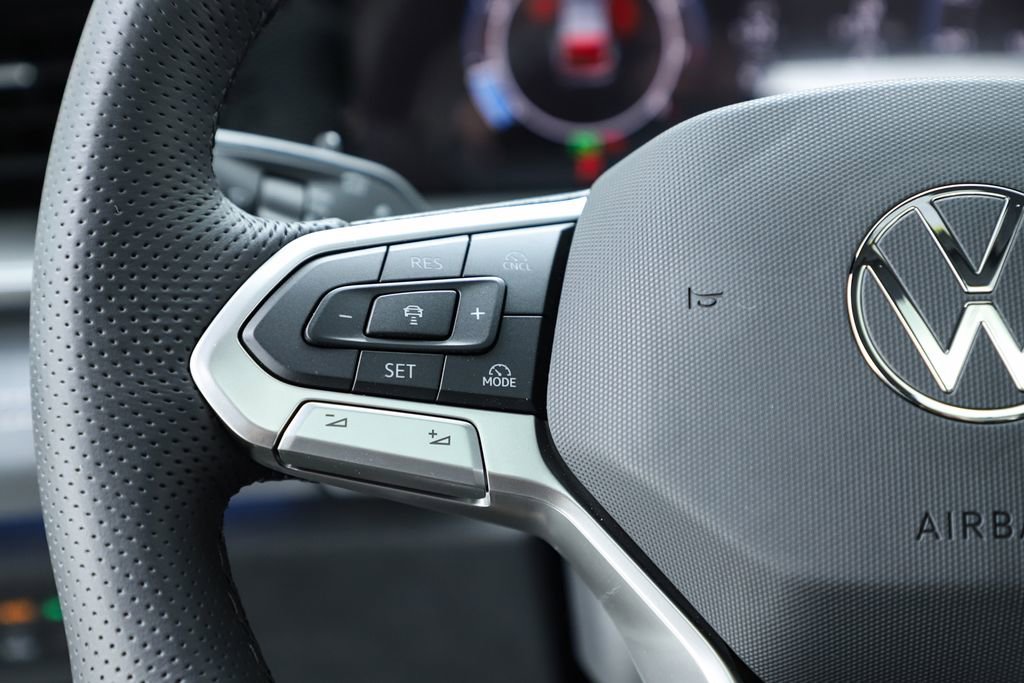 New 2026 Volkswagen Tiguan SE R-Line image 21