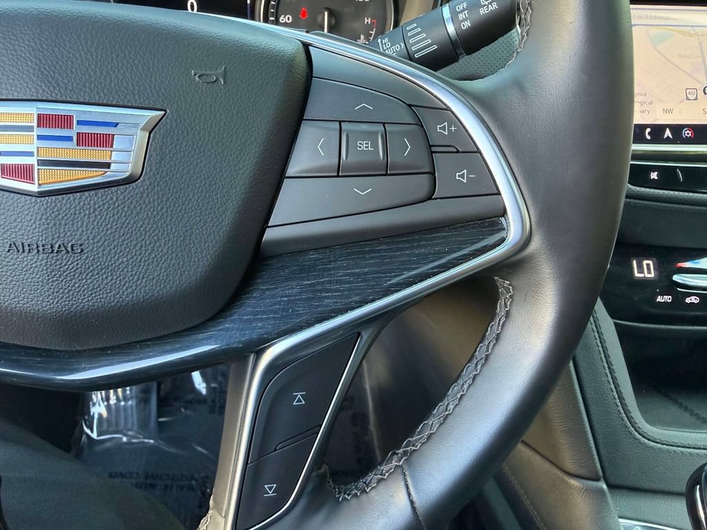 Used 2024 Cadillac XT5 Premium Luxury w/ Technology Package AWD/4WD image 34