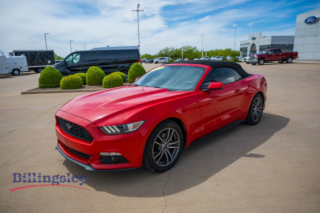 Used 2016 Ford Mustang Premium image 3