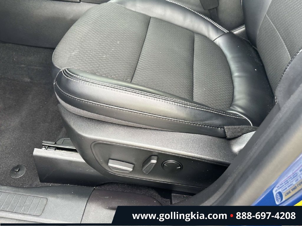 Used 2023 Ford Escape SE FWD image 18