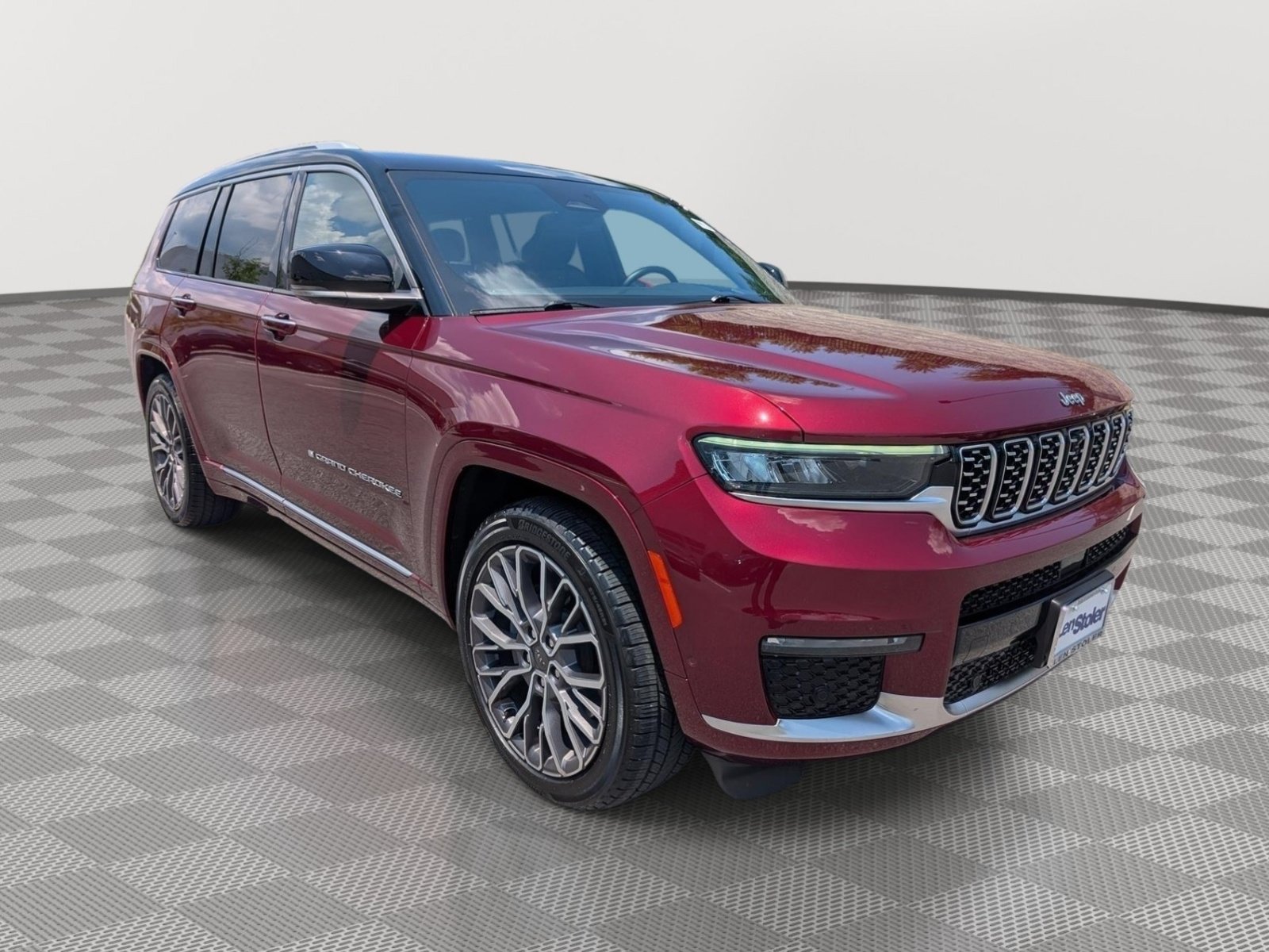 Used 2024 Jeep Grand Cherokee L Summit AWD/4WD image 7