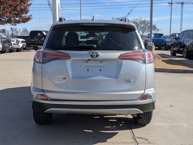 Used 2018 Toyota RAV4 XLE image 7