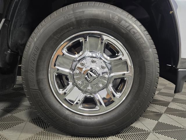 Used 2020 RAM 2500 Tradesman w/ Chrome Appearance Group image 12