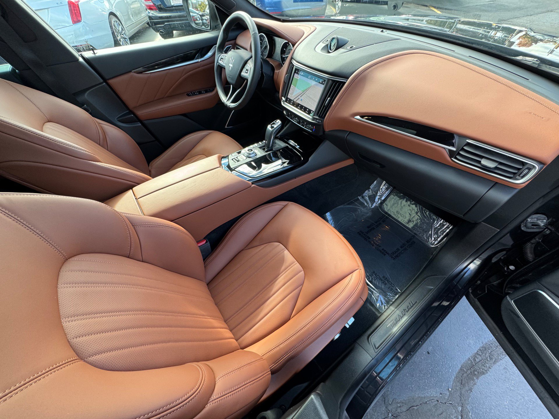 Used 2022 Maserati Levante GT AWD/4WD image 33