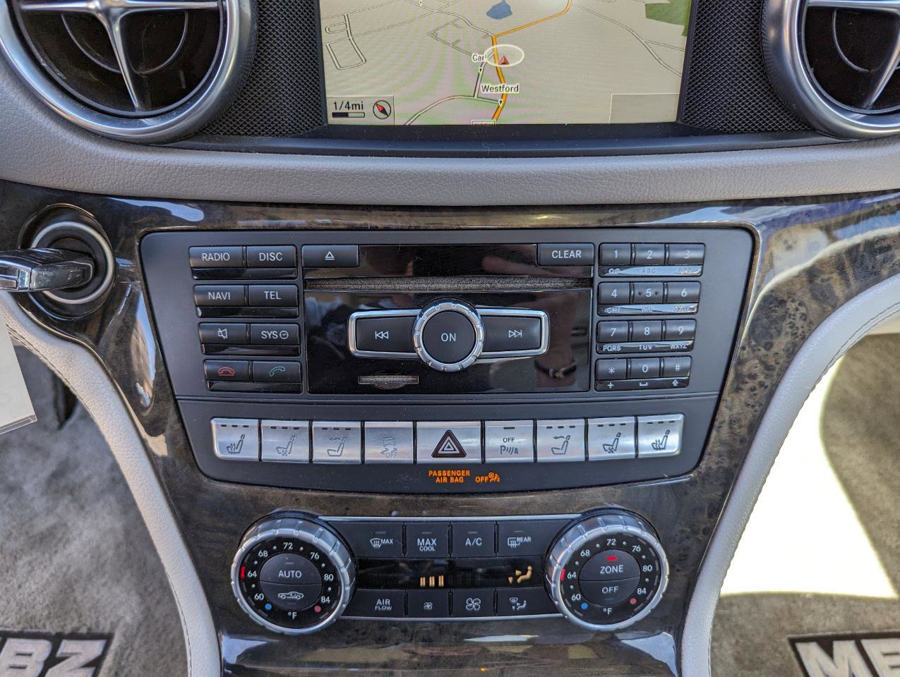 Used 2015 Mercedes-Benz SL 400 image 24