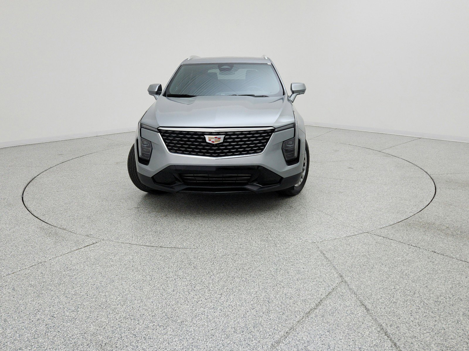 Used 2025 Cadillac XT4 Premium Luxury FWD image 2