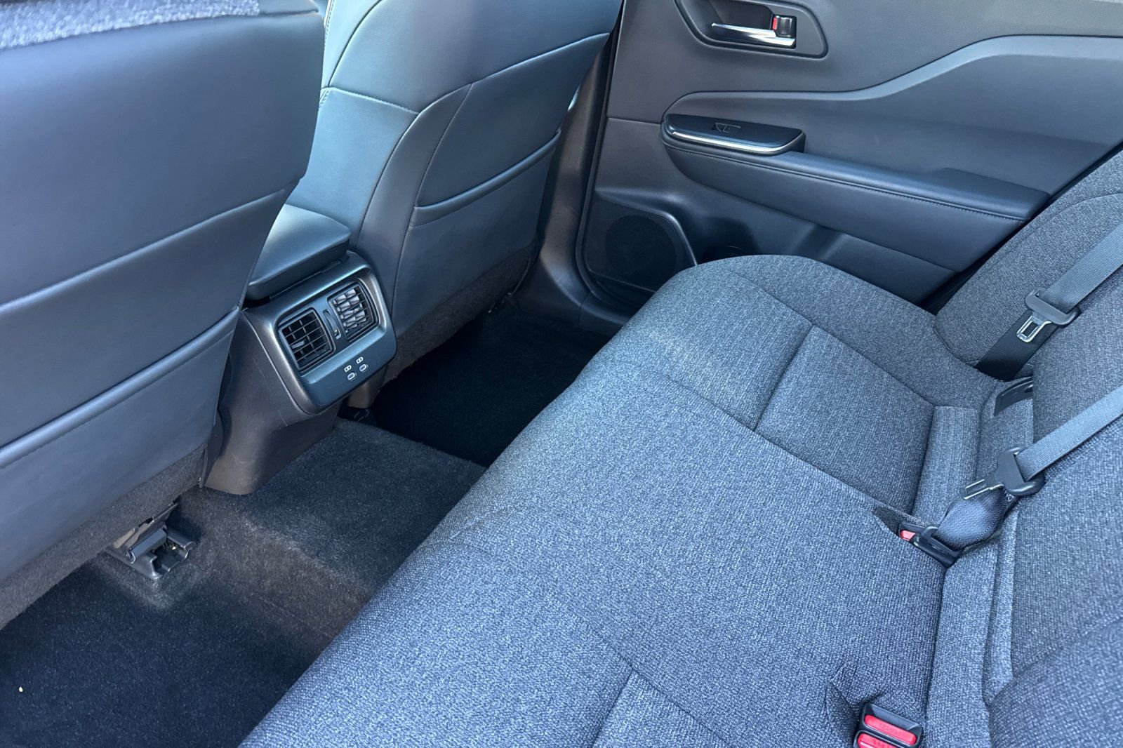 Used 2023 Toyota Crown XLE image 16