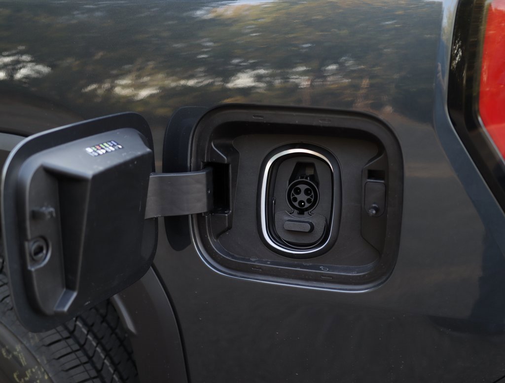 New 2026 GMC Sierra EV Elevation image 45