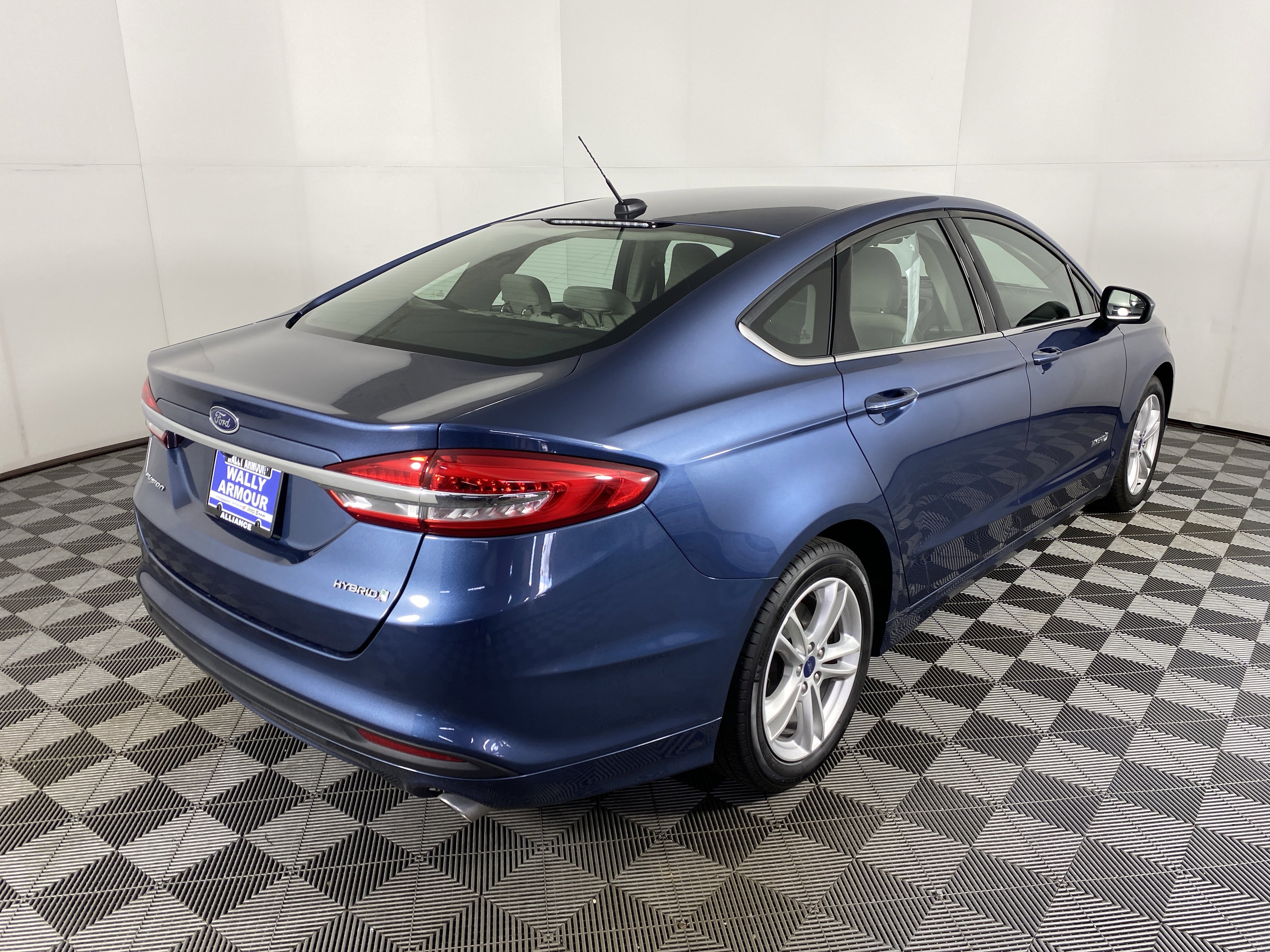 Used 2018 Ford Fusion S image 6