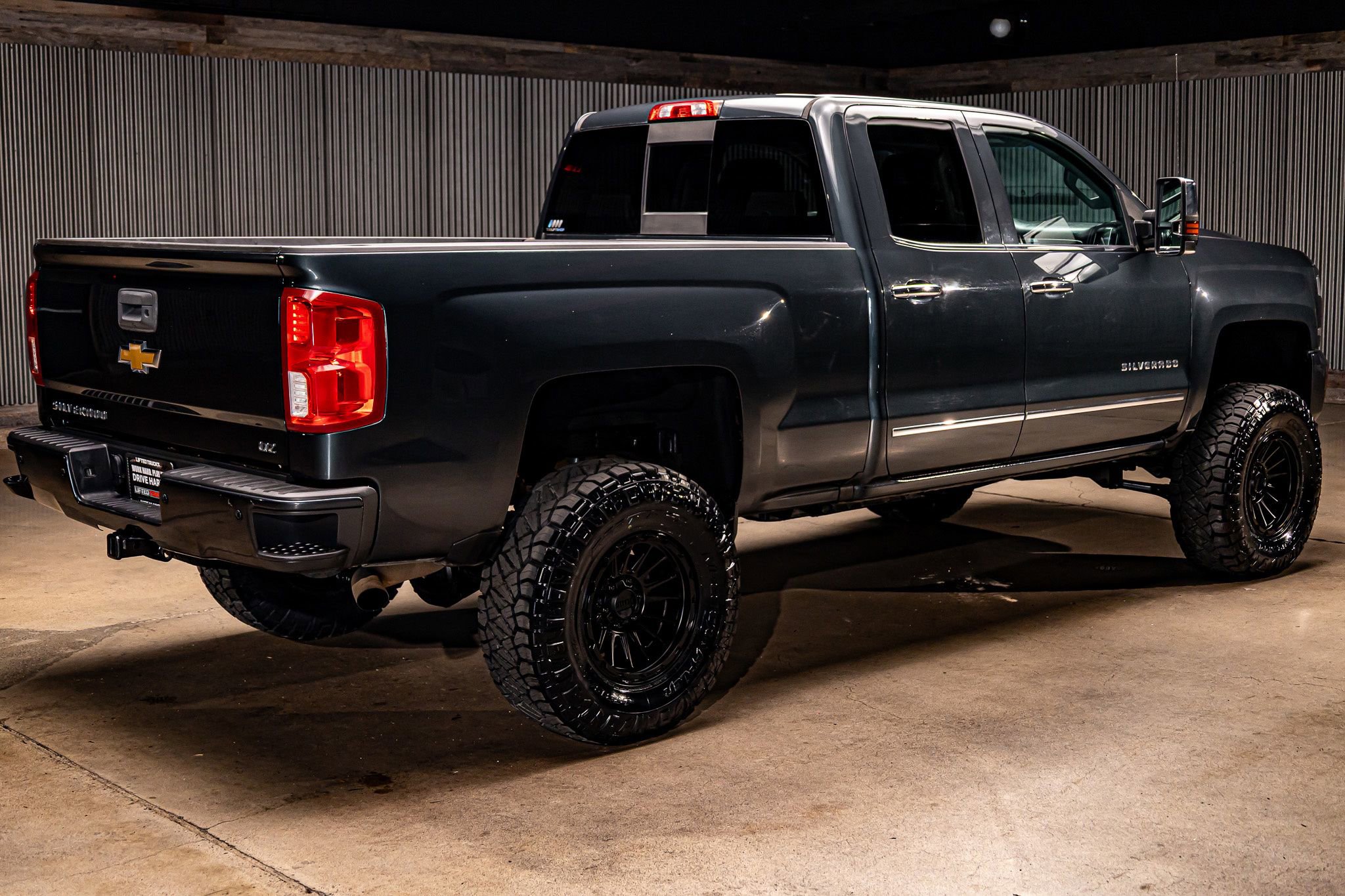 Used 2018 Chevrolet Silverado 1500 LTZ Z71 w/ LTZ Plus Package image 10