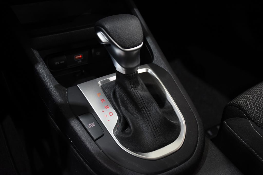 Used 2024 Kia Forte LXS w/ LXS Technology Package image 25