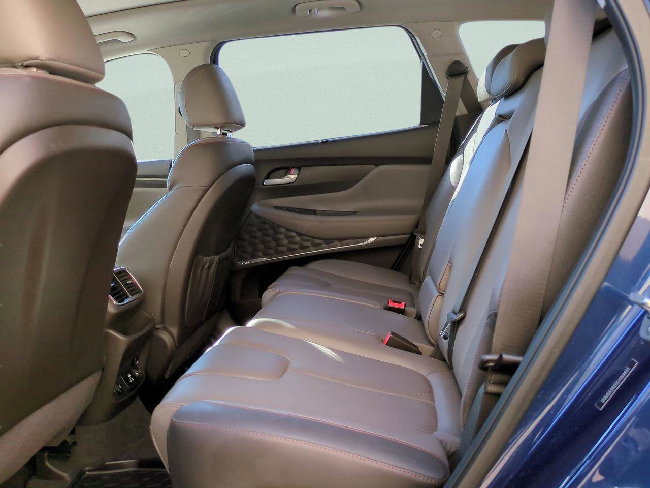 Used 2020 Hyundai Santa Fe Limited image 14