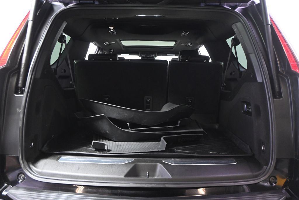Used 2022 Cadillac Escalade ESV Premium Luxury w/ Performance Package AWD/4WD image 20