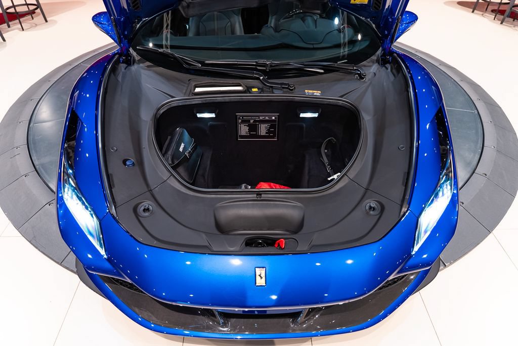 Certified 2021 Ferrari F8 Tributo RWD image 17