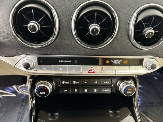 Used 2022 Kia Stinger GT-Line w/ Sun & Sound Package AWD/4WD image 9