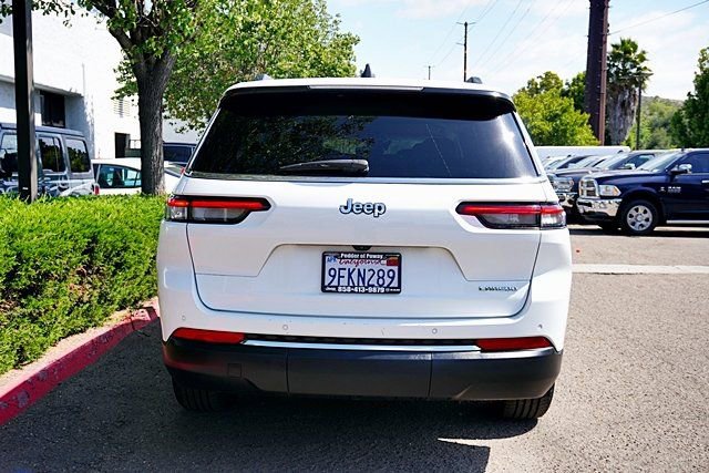 Certified 2023 Jeep Grand Cherokee L Laredo RWD image 9