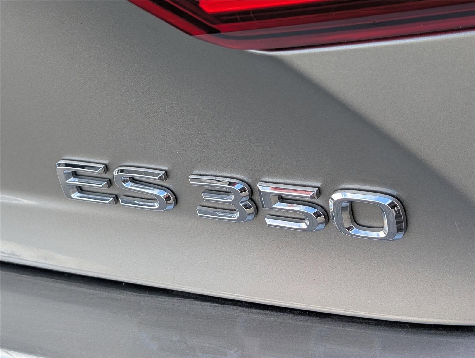 Used 2018 Lexus ES 350 w/ Navigation System Package image 9