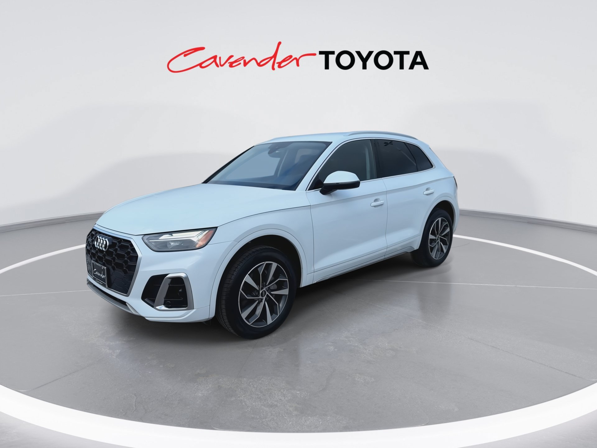 Used 2024 Audi Q5 2.0T Premium w/ Convenience Package AWD/4WD image 4