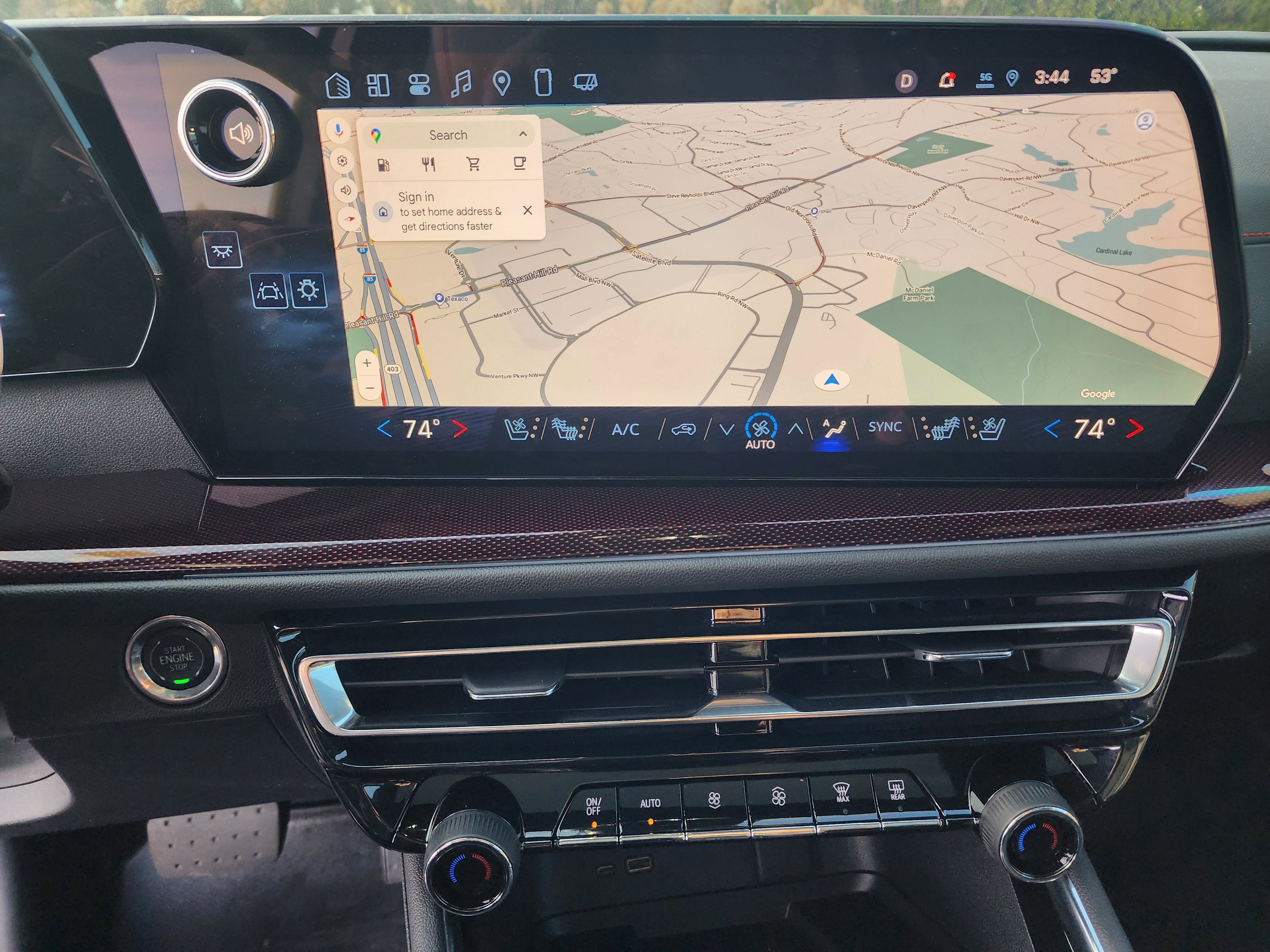 Used 2025 Chevrolet Traverse RS image 35