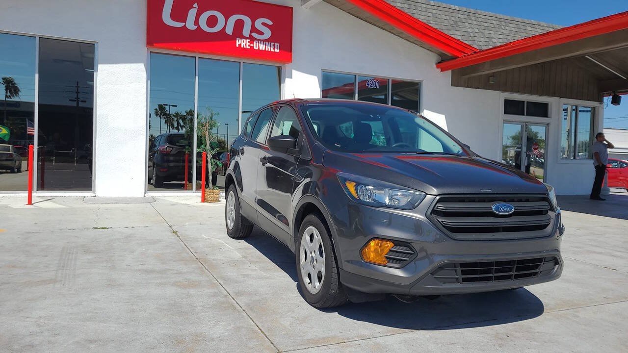 Used 2018 Ford Escape S FWD image 4