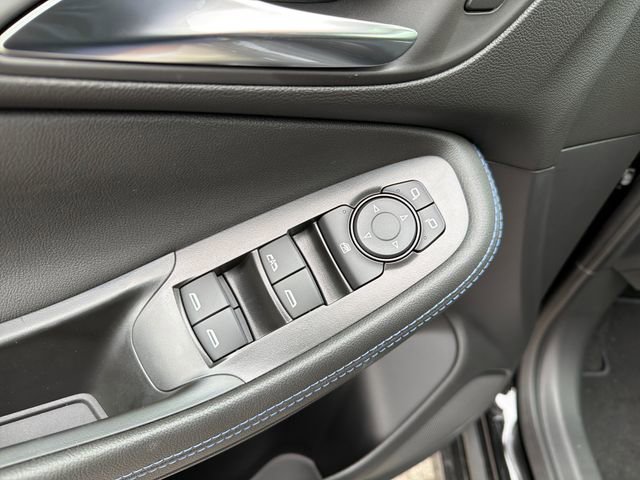 New 2026 Buick Encore GX Sport Touring w/ Comfort Package FWD image 17