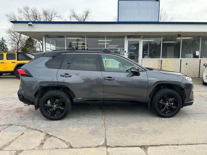 Used 2020 Toyota RAV4 XSE AWD/4WD image 8