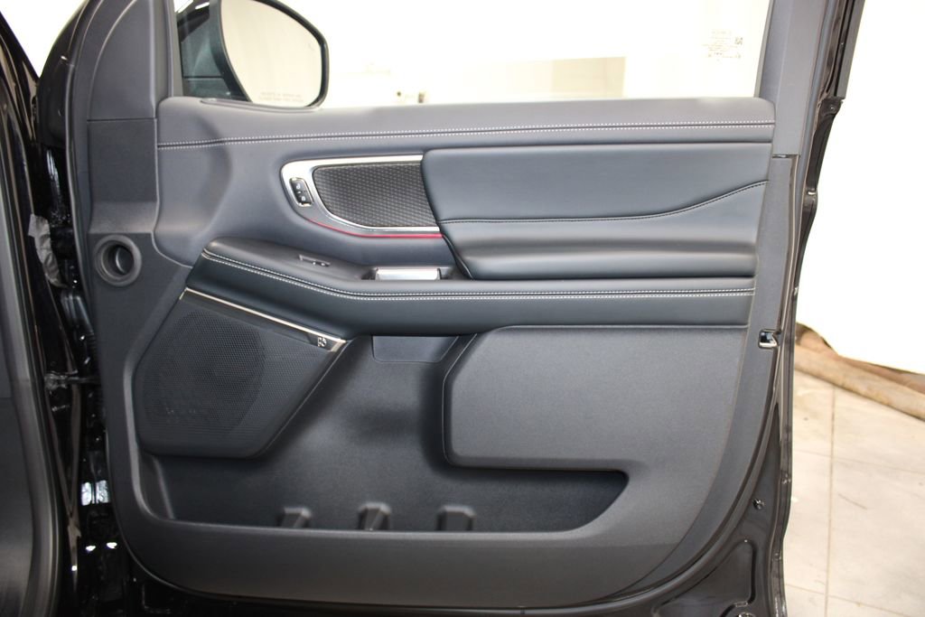 New 2025 Ford Expedition Platinum image 37