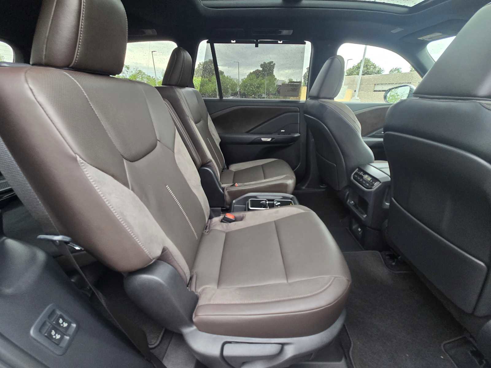 New 2026 Lexus TX 550h AWD Plug-In Hybrid image 14