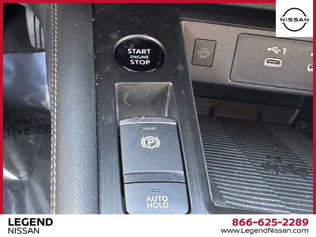 Certified 2025 Nissan Kicks SV AWD/4WD image 28