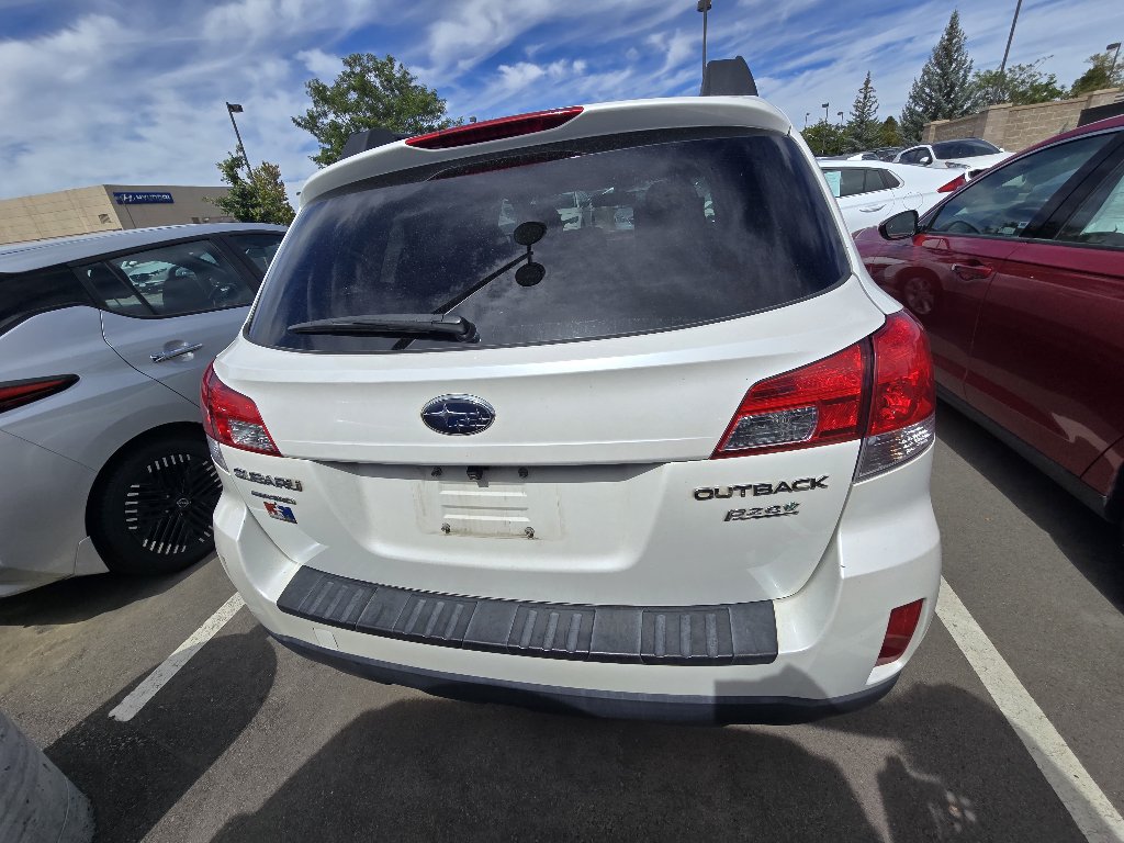 Used 2013 Subaru Outback 2.5i Premium AWD/4WD image 15